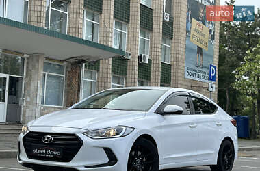Седан Hyundai Avante 2016 в 