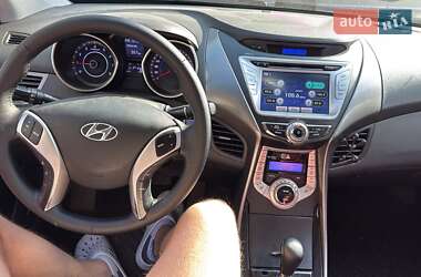 Седан Hyundai Avante 2012 в 