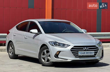 Седан Hyundai Avante 2018 в Киеве