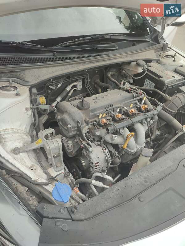 Седан Hyundai Avante 2021 в Овруче