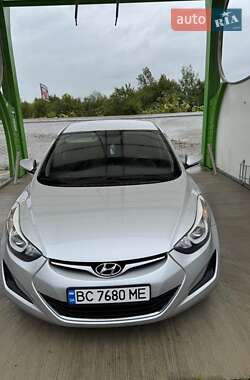 Седан Hyundai Avante 2014 в Рожнятове