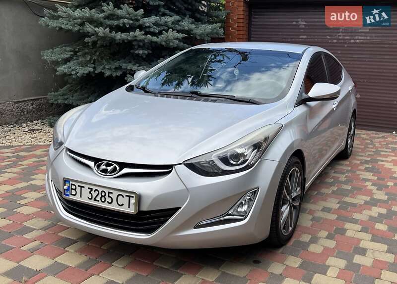 Hyundai Avante 2014
