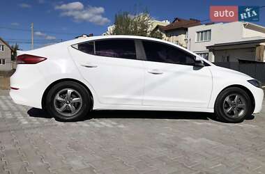 Седан Hyundai Avante 2017 в 