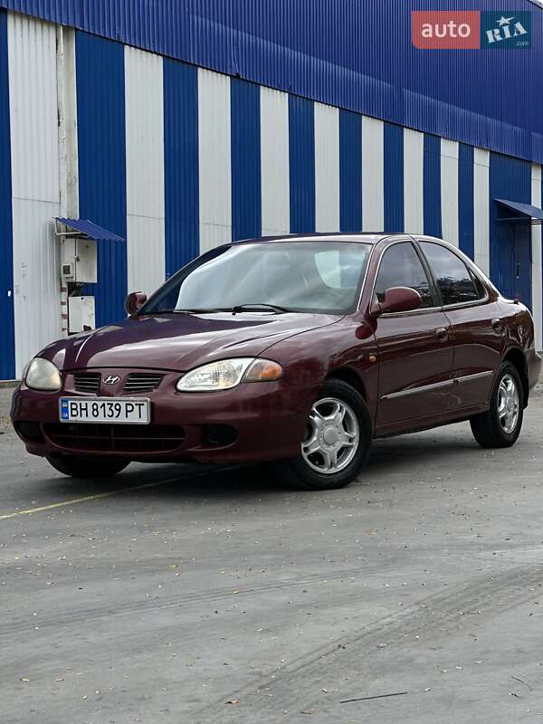 Hyundai Avante 1998