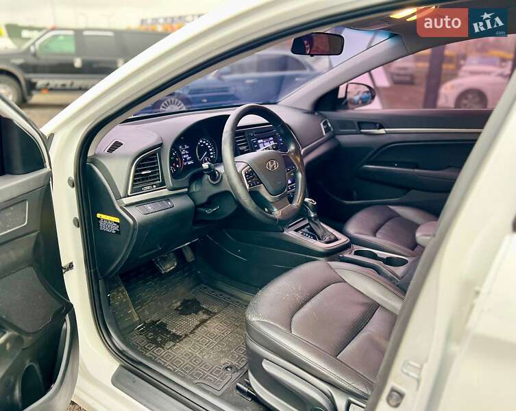 Седан Hyundai Avante 2015 в Києві фото 14 Седан Hyundai Avante 2015 в Києві