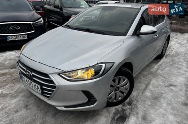 Седан Hyundai Avante 2016 в Киеве