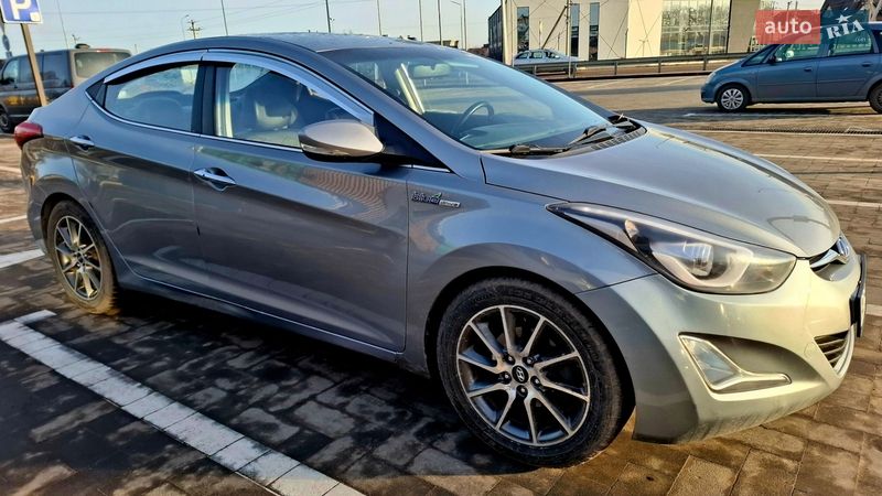 Hyundai Avante 2014