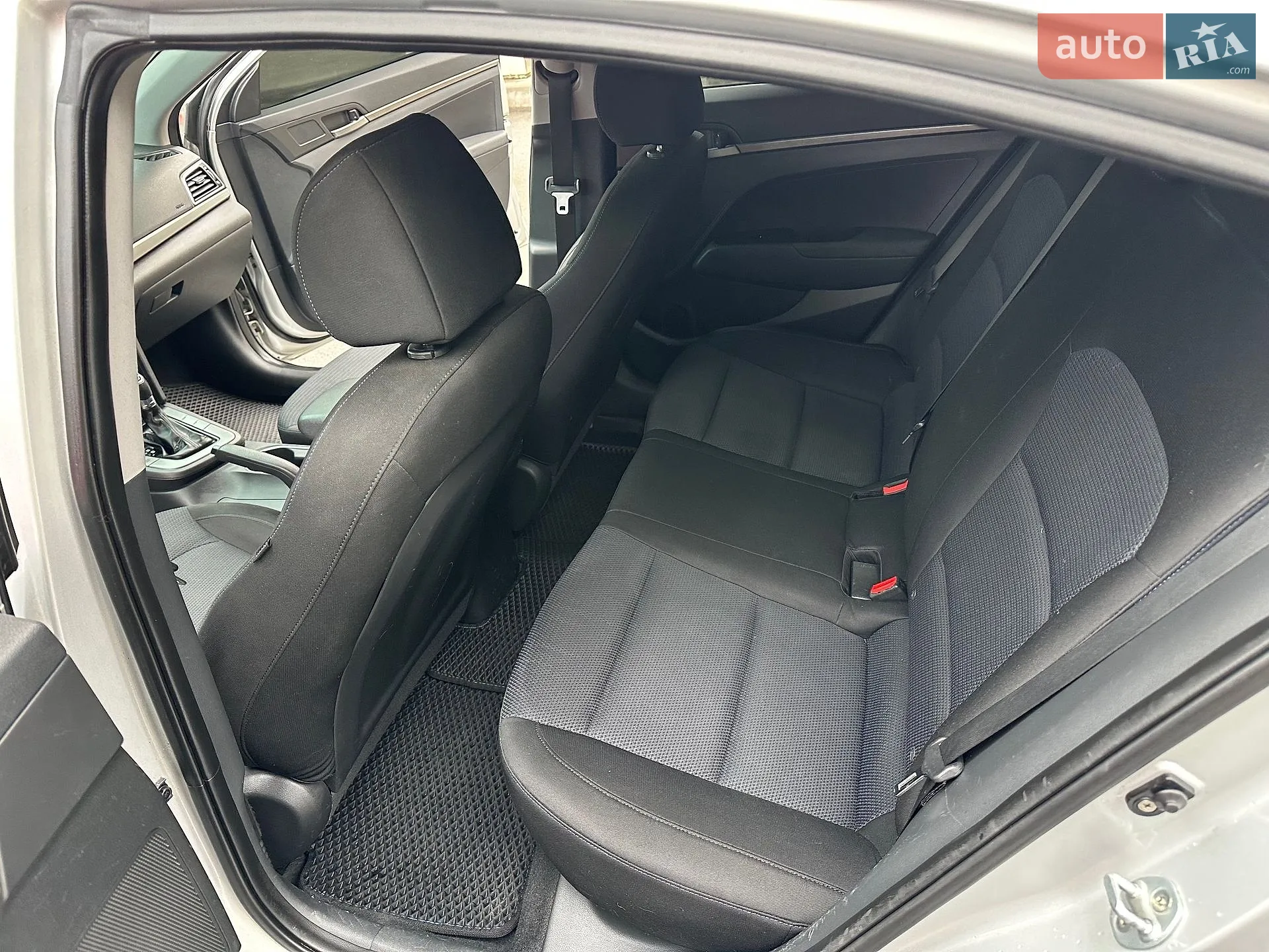 2015 Hyundai Avante - мініатюра 22