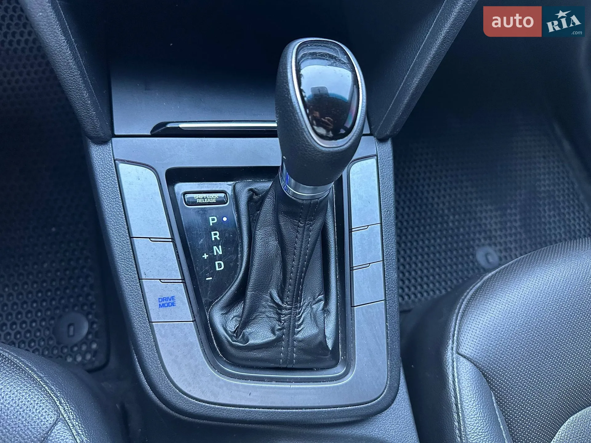 2016 Hyundai Avante - мініатюра 16