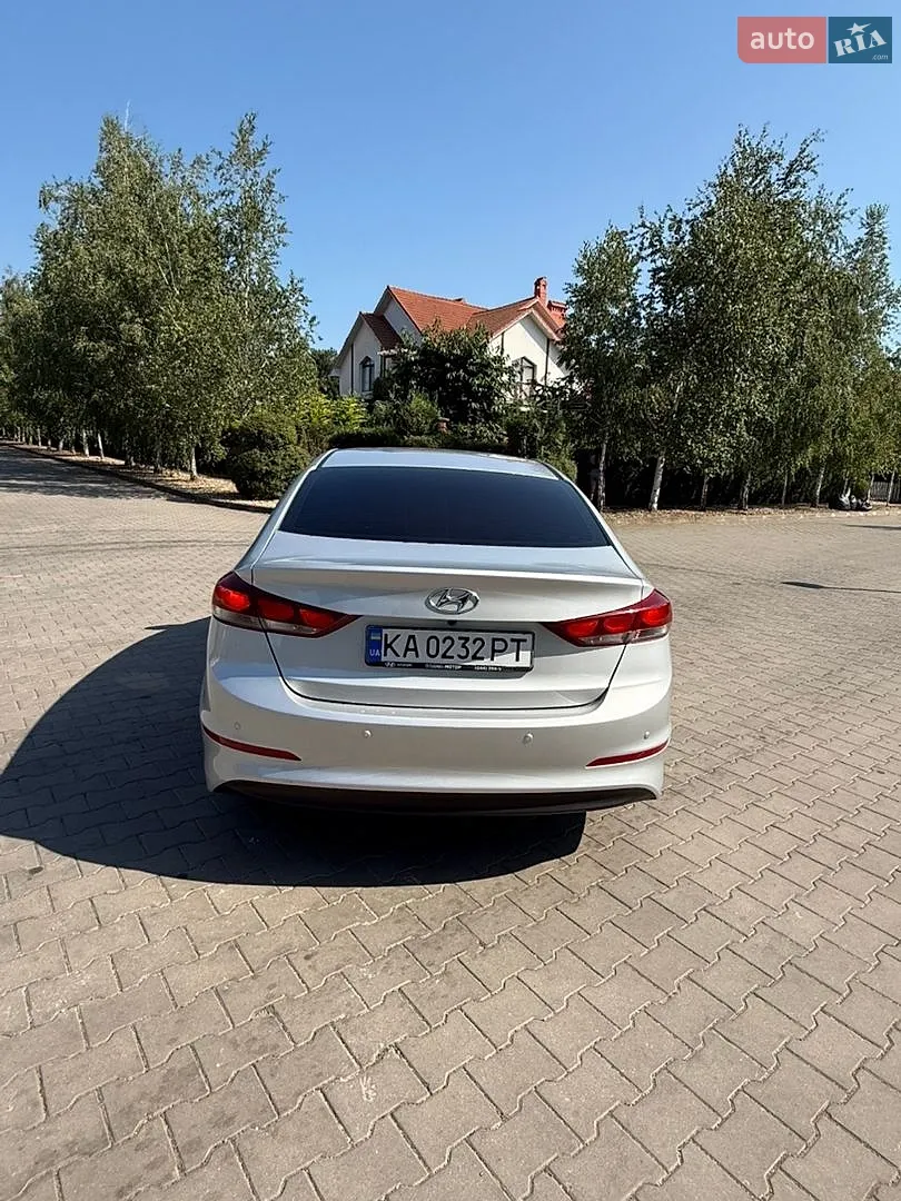 2015 Hyundai Avante - мініатюра 17