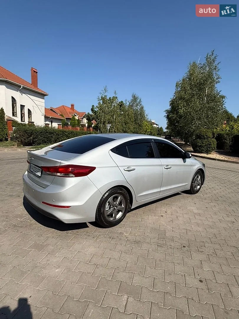2015 Hyundai Avante - мініатюра 14