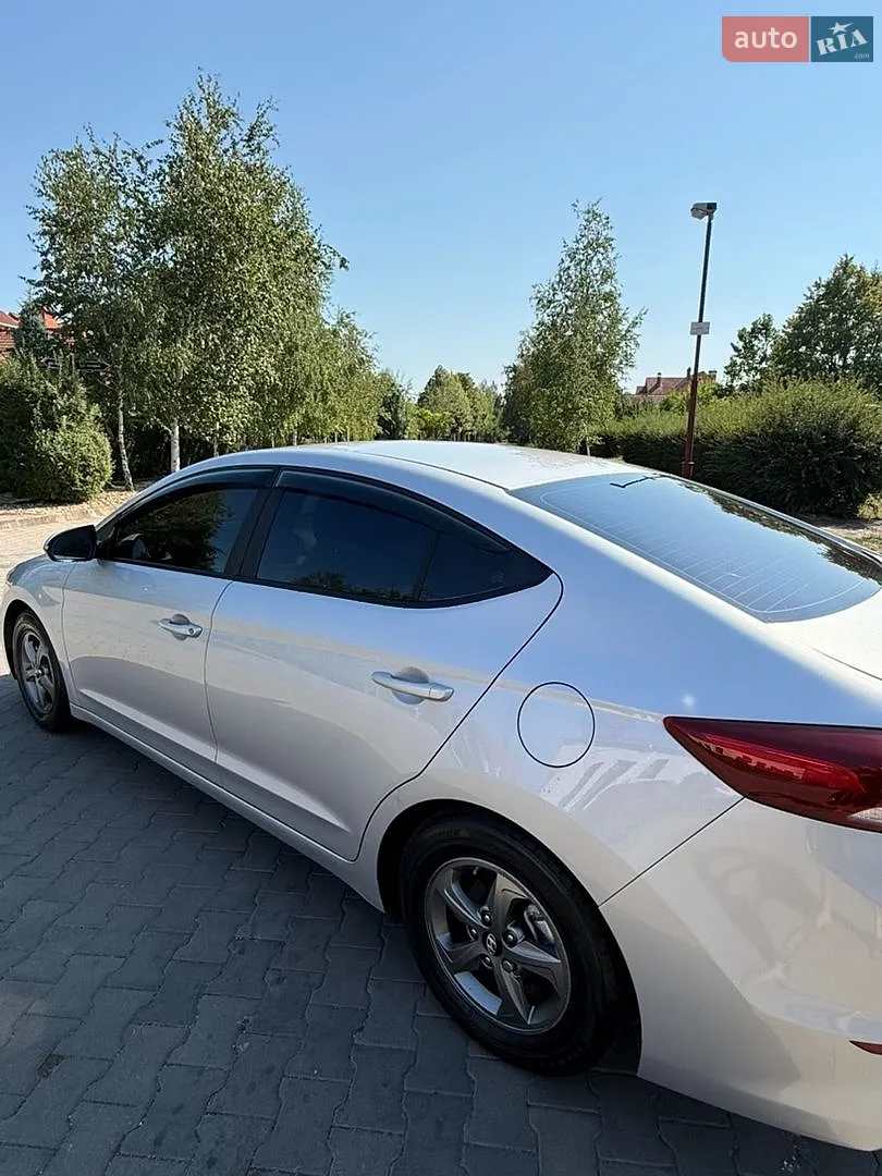 2015 Hyundai Avante - мініатюра 12