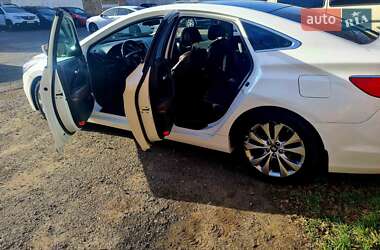 Седан Hyundai Azera 2012 в Одессе