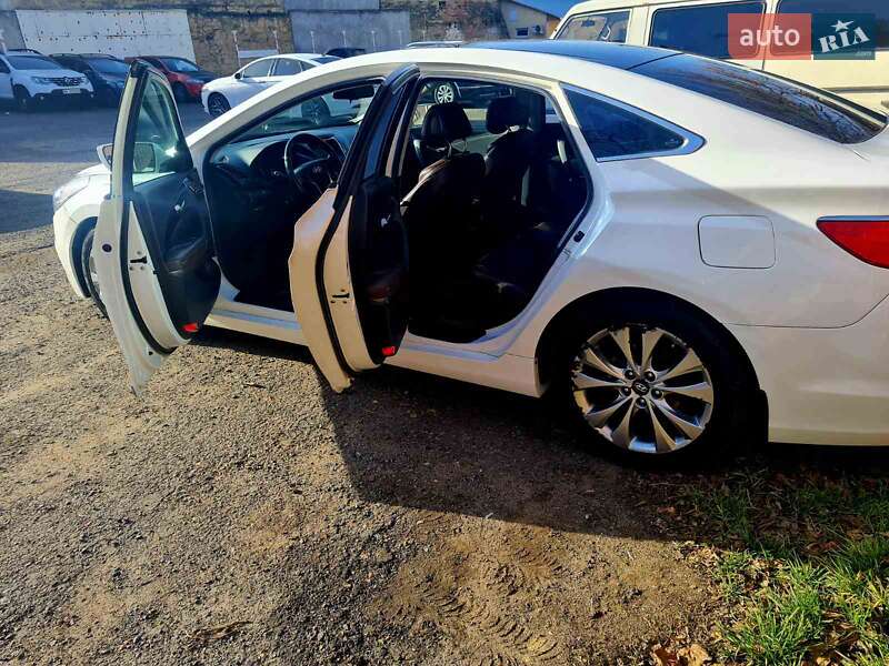 Седан Hyundai Azera 2012 в Одесі