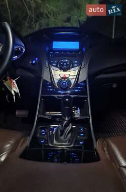Седан Hyundai Azera 2012 в Одессе
