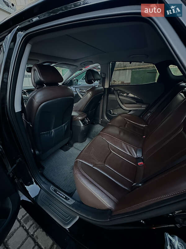 Седан Hyundai Azera 2012 в Одесі