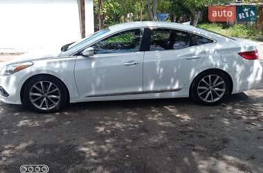 Седан Hyundai Azera 2015 в Одессе