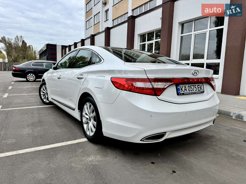 Седан Hyundai Azera 2014 в Києві