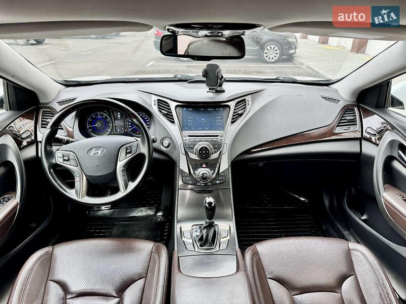 Седан Hyundai Azera 2014 в Києві