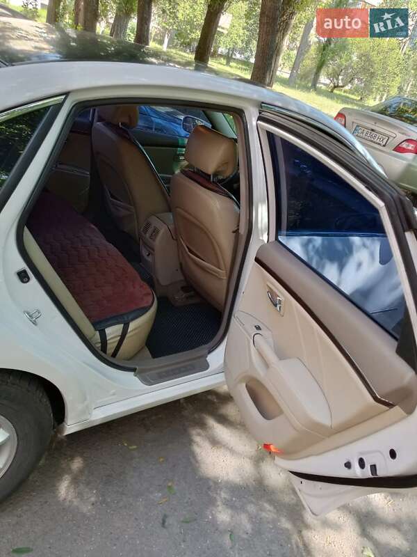 Седан Hyundai Azera 2008 в Черкассах