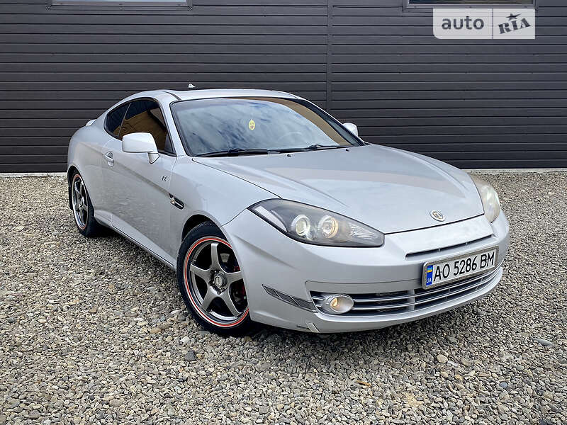 Hyundai Coupe