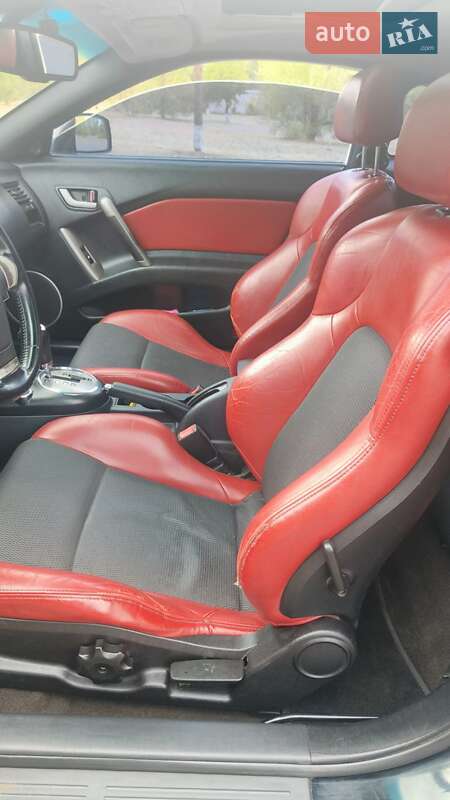 Купе Hyundai Coupe 2008 в Каменском