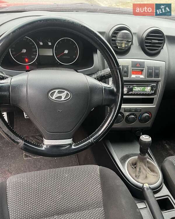 Купе Hyundai Coupe 2004 в Києві