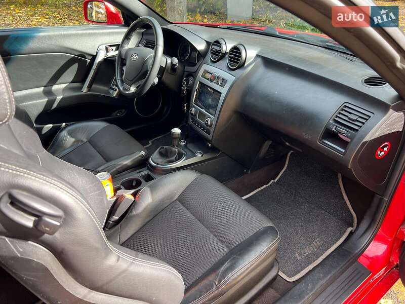 Купе Hyundai Coupe 2008 в Киеве фото 15 Купе Hyundai Coupe 2008 в Киеве