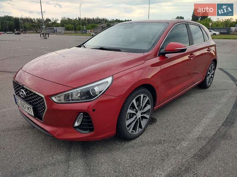 Hyundai Elantra GT 2017