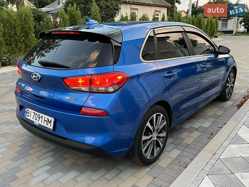 Хэтчбек Hyundai Elantra GT 2017 в Кременчуге