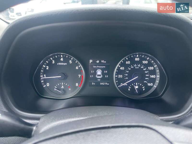 Хэтчбек Hyundai Elantra GT 2019 в Киеве