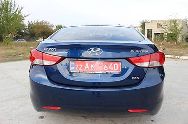 Седан Hyundai Elantra 2011 в Херсоне