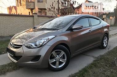 Седан Hyundai Elantra 2013 в Харькове