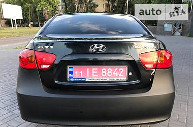 Седан Hyundai Elantra 2008 в Каменском