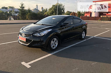 Седан Hyundai Elantra 2013 в Сумах