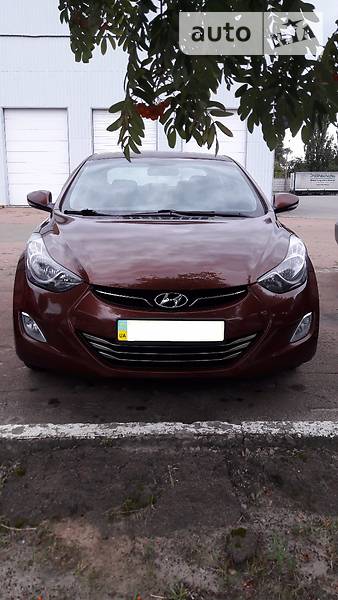 Седан Hyundai Elantra 2012 в Киеве