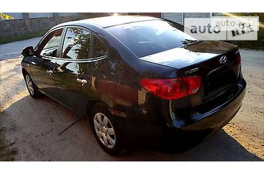 Седан Hyundai Elantra 2008 в Виннице