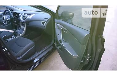 Седан Hyundai Elantra 2012 в Чернигове