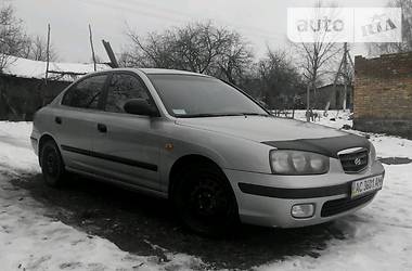 Седан Hyundai Elantra 2002 в Нововолынске