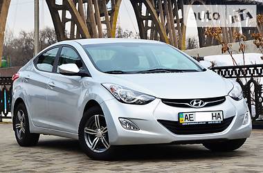 Седан Hyundai Elantra 2012 в Дніпрі