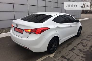 Седан Hyundai Elantra 2012 в Днепре