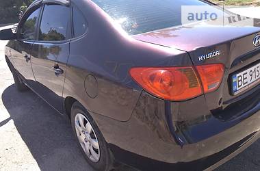 Седан Hyundai Elantra 2008 в Новой Одессе