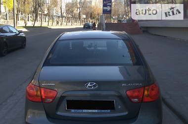 Седан Hyundai Elantra 2007 в Ровно