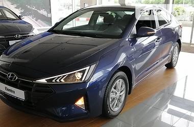 Седан Hyundai Elantra 2019 в Киеве