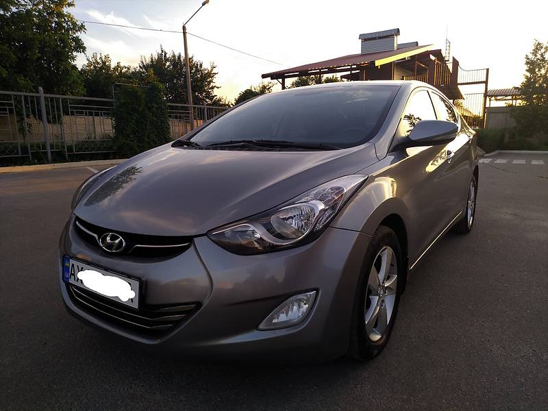 Седан Hyundai Elantra 2012 в Харькове