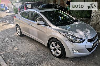 Седан Hyundai Elantra 2012 в 
