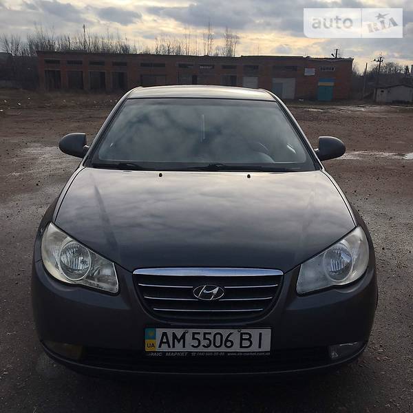 Седан Hyundai Elantra 2008 в Черняхові