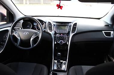 Хетчбек Hyundai Elantra 2014 в Херсоні