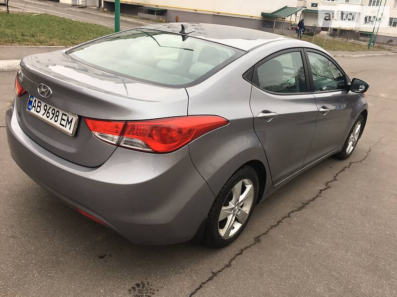 Седан Hyundai Elantra 2012 в Вінниці