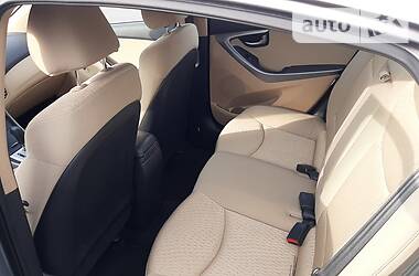 Седан Hyundai Elantra 2011 в 